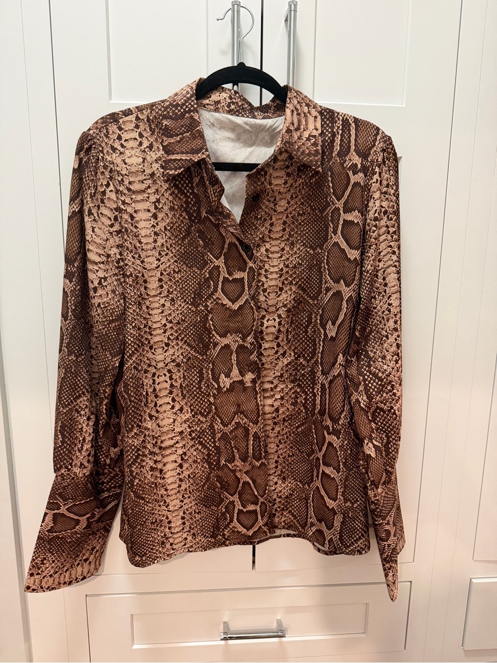 Snake Brown XL button down shirt blouse
